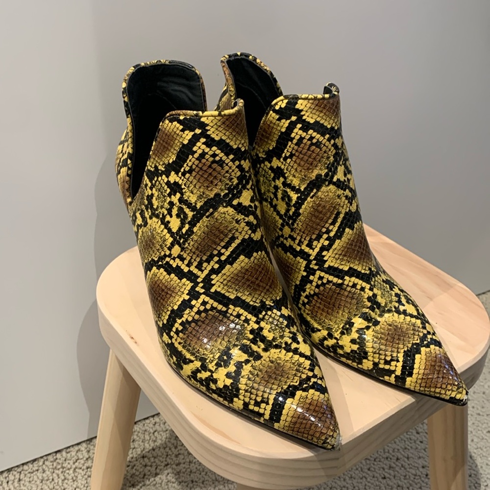 Zara snakeskin heeled boots